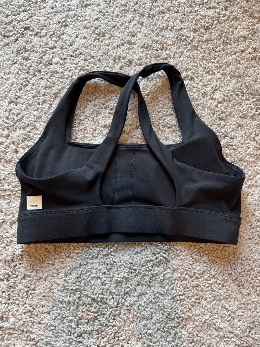 Vuori The Daily Form Square Neck Racerback Sports Bra - Picture 2 of 2